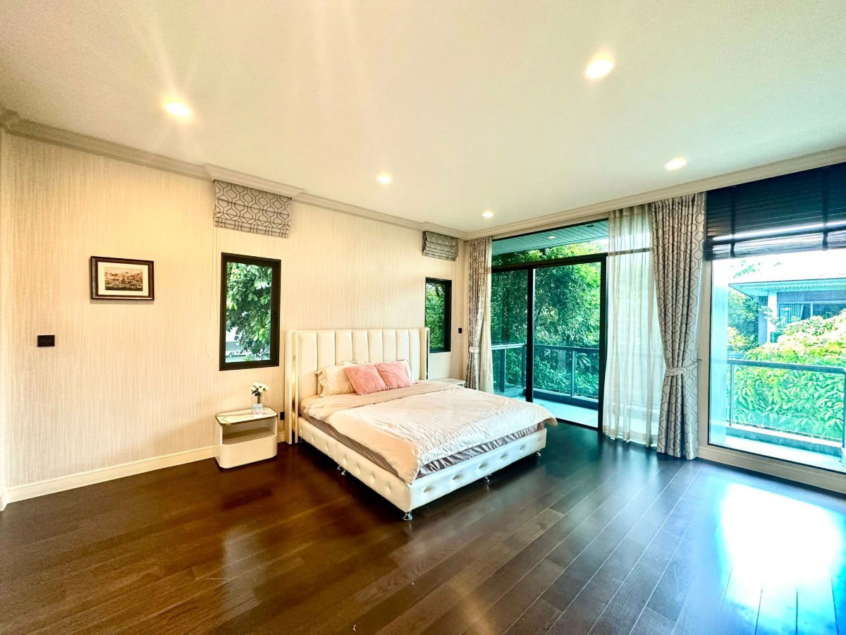 picture EBH-522 For Rent – Luxury Single House @ Setthasiri Krungthep Kreetha 1 | 4 Bed, 4 Bath + Maid Room | Fully Furnished - 5/12