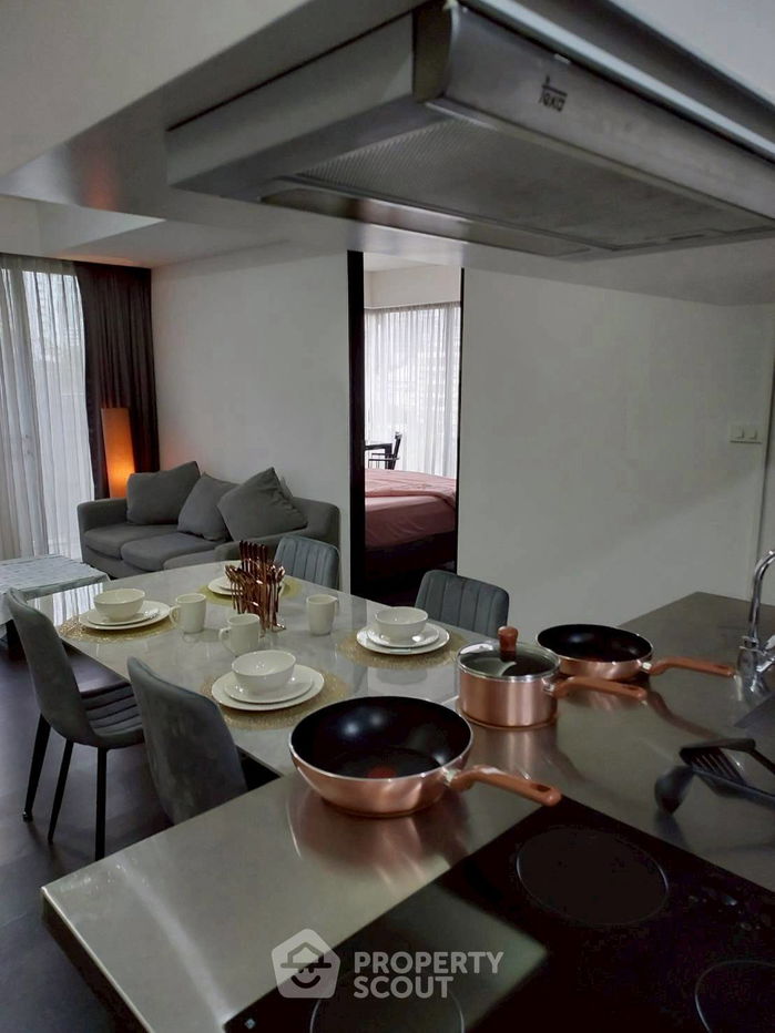 picture 2-BR Condo at Siamese Gioia near MRT Phetchaburi (ID 2359453) - 13/16