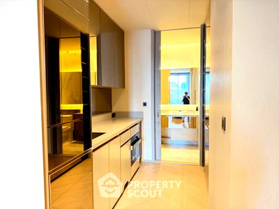 Condos for sale Sathon : 4-BR Condo at The Reserve Sathorn near BTS Sala Daeng (ID 2361509)