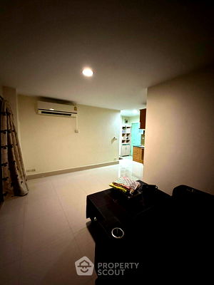 Condos for rent : 2-BR Condo at The Parkland Bangna in Bang Na Nuea (ID 2353589)