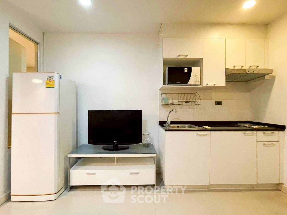 รูป คอนโด 1-ห้องนอน ที่ เดอะ โคลเวอร์ ทองหล่อ เรสซิเดนซ์ ใกล้ BTS ทองหล่อ (ID 2359857) - รูปที่ 10/11