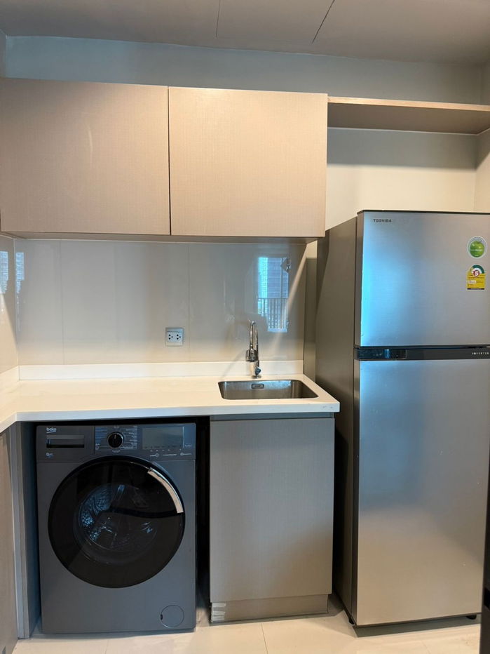picture Code: KJ9232  for rent Life Ladprao // Line ID: @kjcondo (with @) // - 6/13