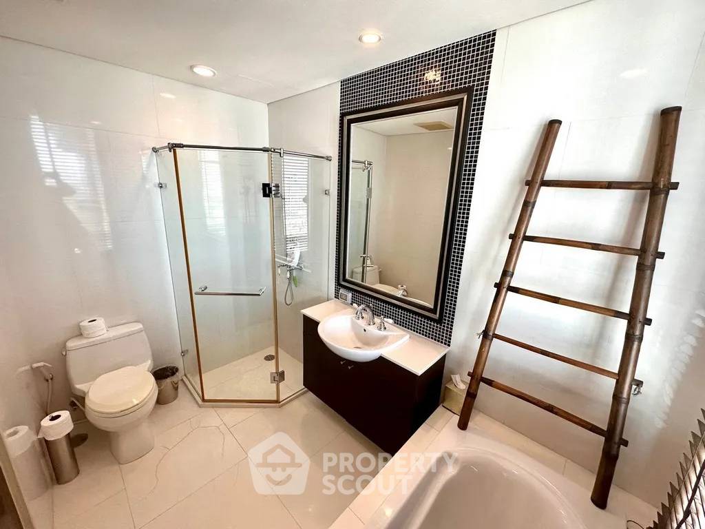 รูป คอนโด 2-ห้องนอน ที่ วอเตอร์มาร์ค เจ้าพระยาริเวอร์ ใกล้ BTS กรุงธนบุรี (ID 2214018) - รูปที่ 13/13