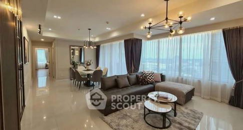 คอนโด 2-ห้องนอน ที่ ดิ เอ็มโพริโอ เพลส ใกล้ BTS พร้อมพงษ์ (ID 2358231)