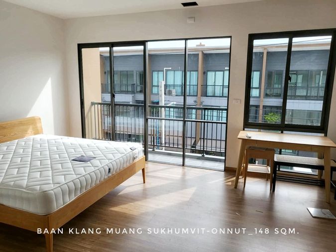 🎉ให้เช่าทาว์นโฮม บ้านกลางเมือง สุขุมวิท-อ่อนนุช 3 ชั้น ใกล้Seacon square, Paradise park, สวนหลวง ร9, สวนบึงหนองสวน