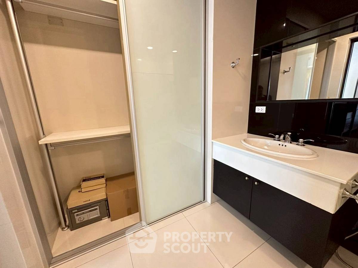 picture 1-BR Condo at The Address Chidlom near BTS Chit Lom (ID 2358171) - 9/10