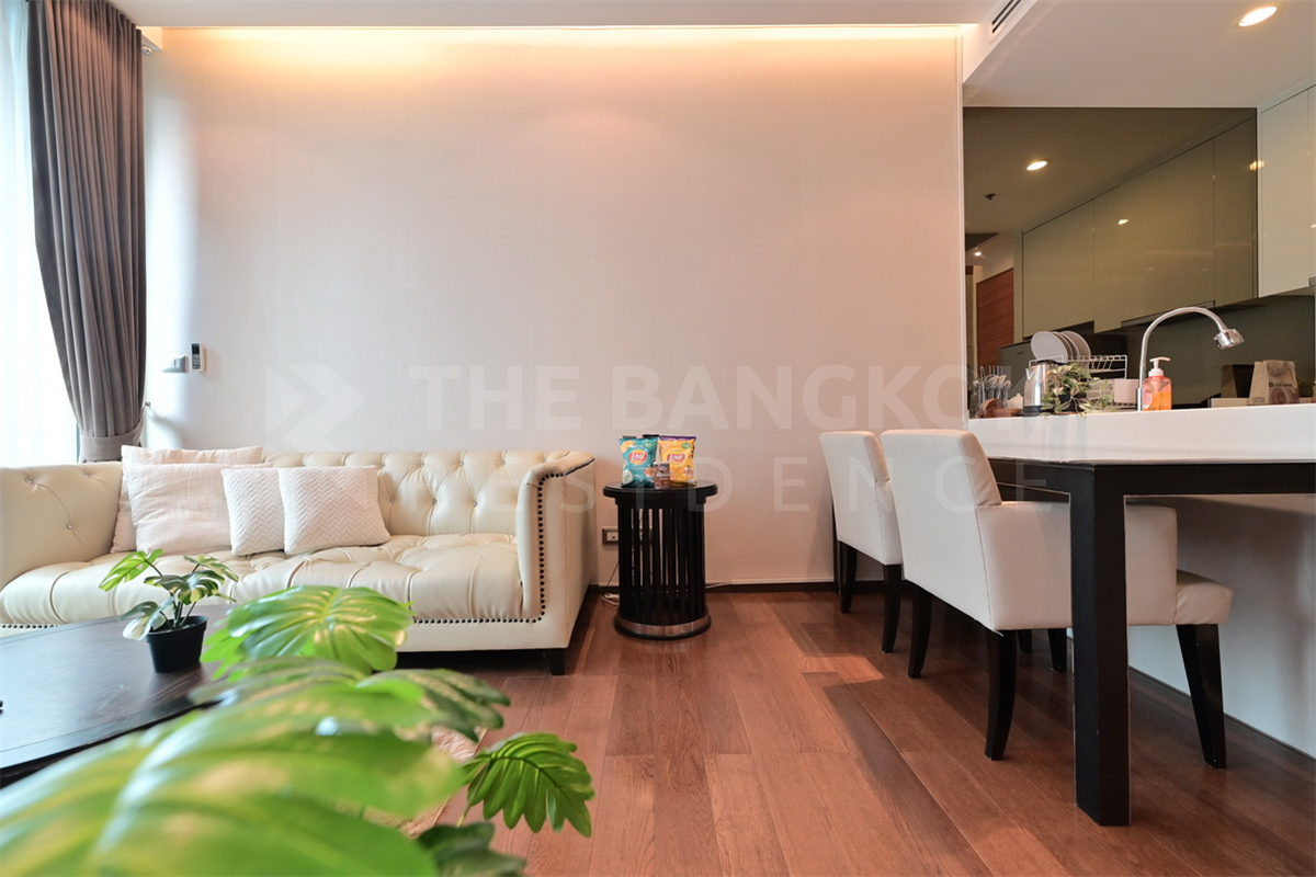 picture The Address Sukhumvit 28 near BTS Phrom Phong Location Near Employment, Surrounded by Lifestyles - 2/10