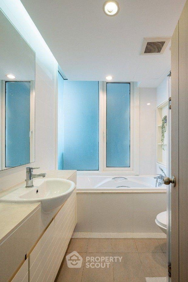 picture 1-BR Condo at Siri Residence Sukhumvit near BTS Phrom Phong (ID 1950400) - 16/16