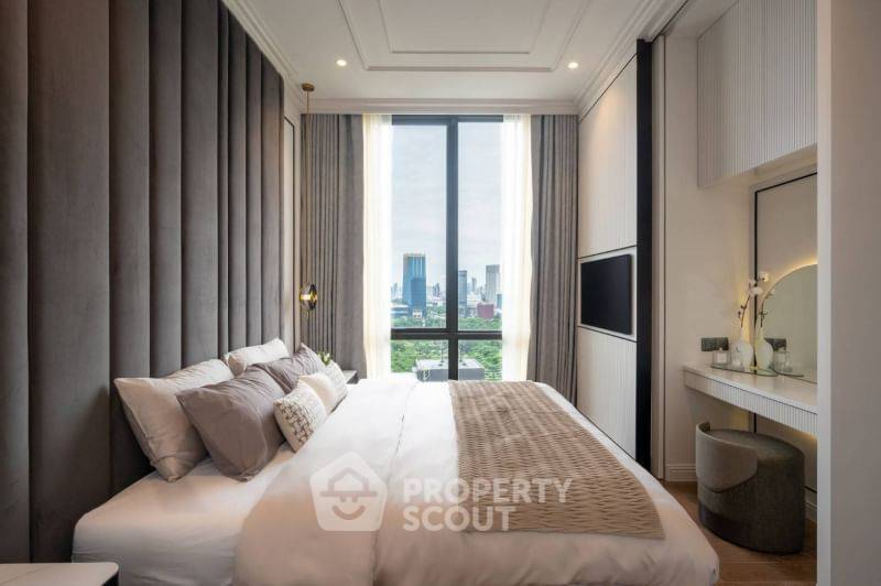 picture 3-BR Condo at Muniq Langsuan near BTS Ratchadamri (ID 2338822) - 5/16