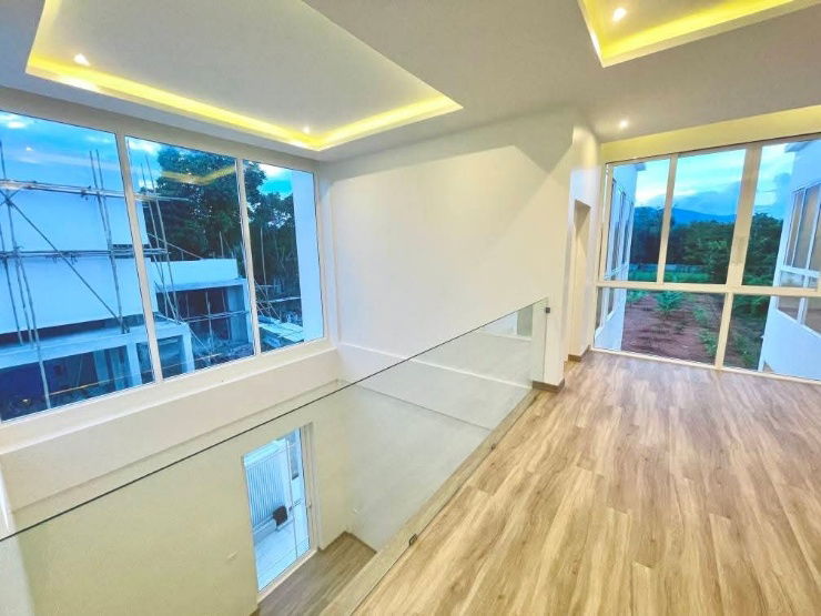 รูป ขายบ้านพูลวิลล่า Lux Modern ใจกลางเมืองเชียงใหม่ ใกล้นิมมาน , มช.,เมญ่า - รูปที่ 17/25