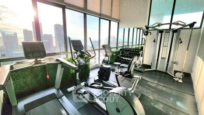 picture 1-BR Condo at The Jewel Condominium close to Phratamnak (ID 2358167) - 9/17