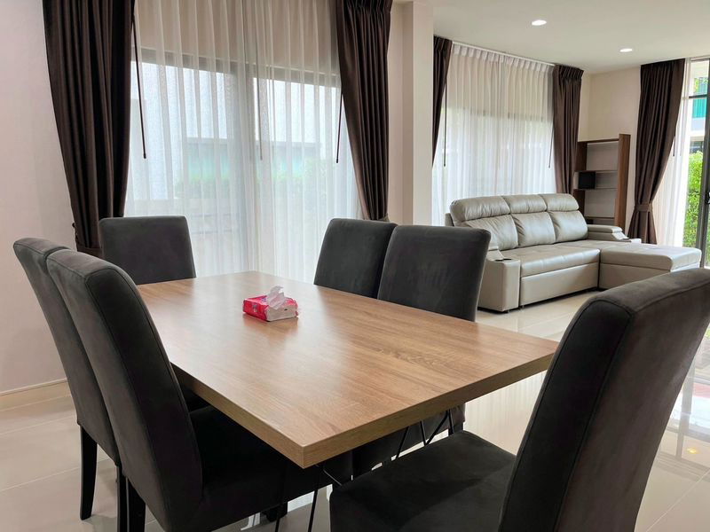 picture For Rent – Luxury Single House @ Setthasiri Krungthep Kreetha 1 | 3 Bed, 3 Bath  | Fully Furnished - 4/13
