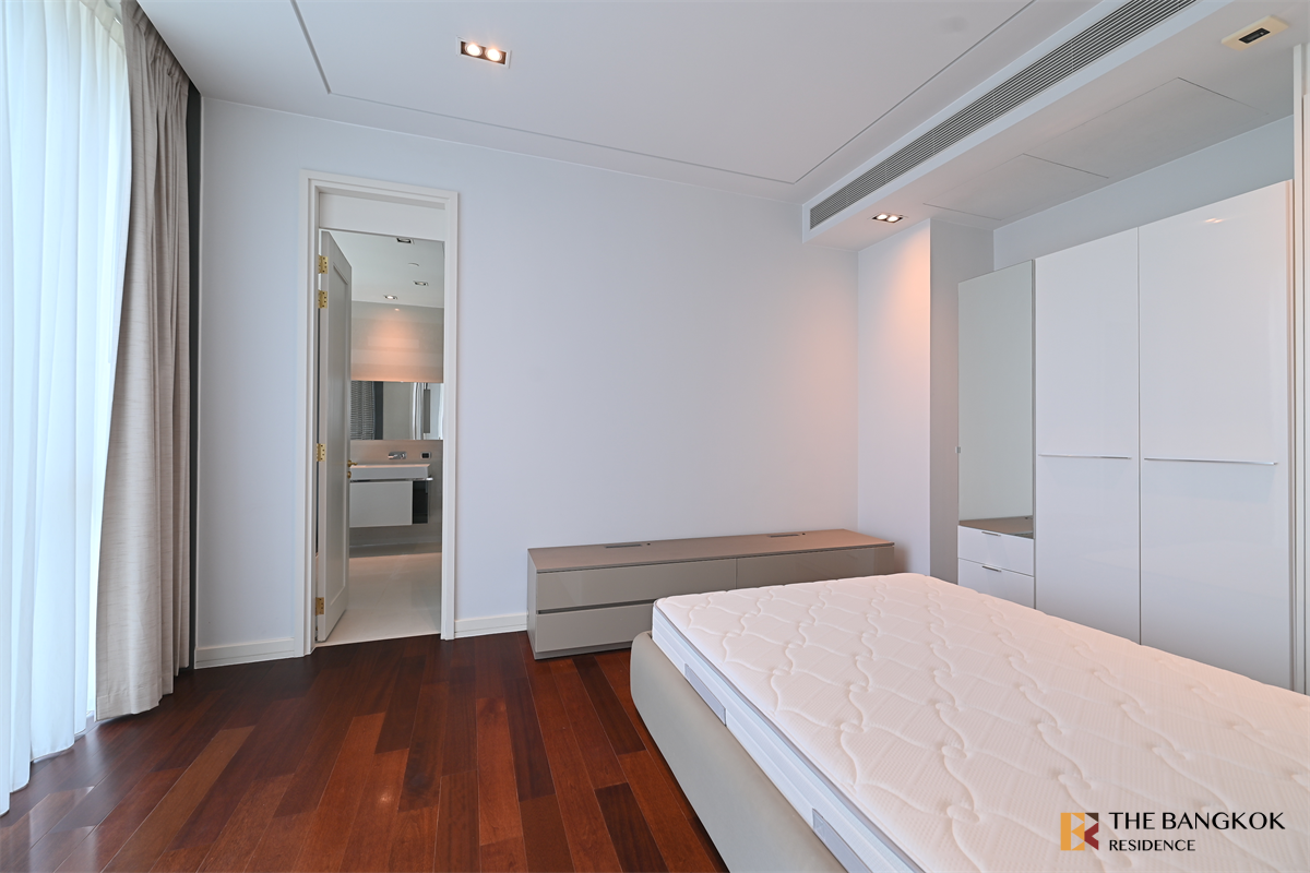 picture Marque Sukhumvit near BTS Phrom Phong Ultimate Luxury Lifestyle with Convenience - 10/10