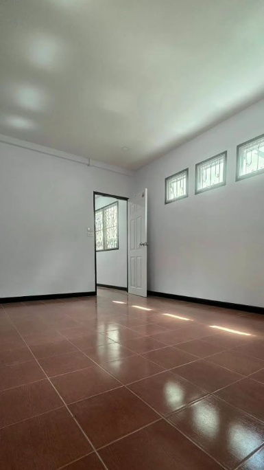 picture Single storey house for rent with 2 bedrooms,2 toilets and 1 kitchen.  - 15/19