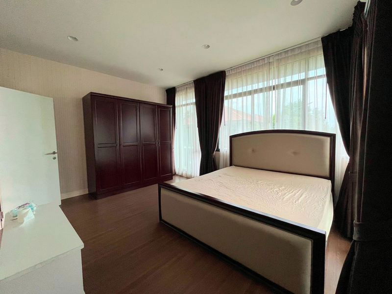 picture For Rent – Luxury Single House @ Setthasiri Krungthep Kreetha 1 | 3 Bed, 3 Bath  | Fully Furnished - 11/13