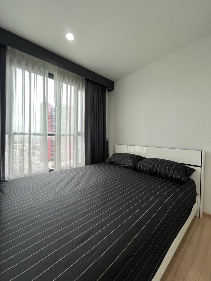 picture The Base Rama 9 - Ramkhamhaeng | 1 Bedroom on 20th Floor | Only 13,500 THB/Month - 1/9