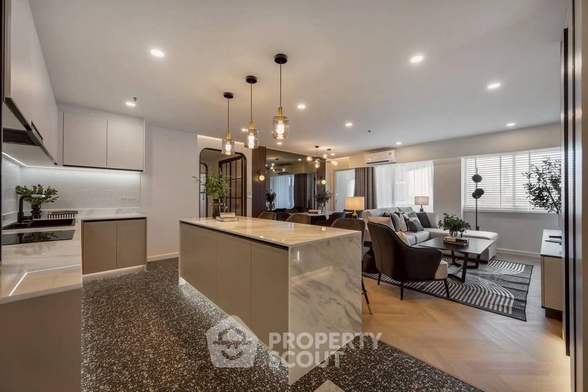 picture 4-BR Condo at The Executive Regent in Chong Nonsi (ID 2359781) - 12/20