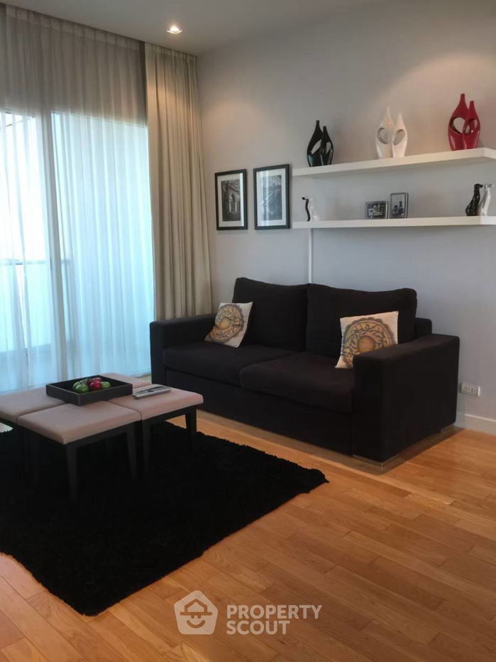 picture 2-BR Condo at Millennium Residence @ Sukhumvit Condominium near BTS Phrom Phong (ID 467480) - 1/8
