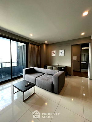 เช่าคอนโด MRT สีลม : คอนโด 2-ห้องนอน ที่ เอ็ม สีลม ใกล้ BTS ช่องนนทรี (ID 2359789)