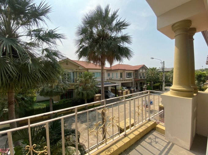 picture  Luxury 2-Story Detached House for Sale – Laddarom Elegance Ratchaphruek-Sathorn  - 15/17