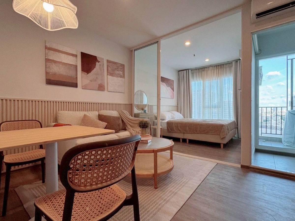 picture Regent Home Bangna Condo for rent  - 1/10