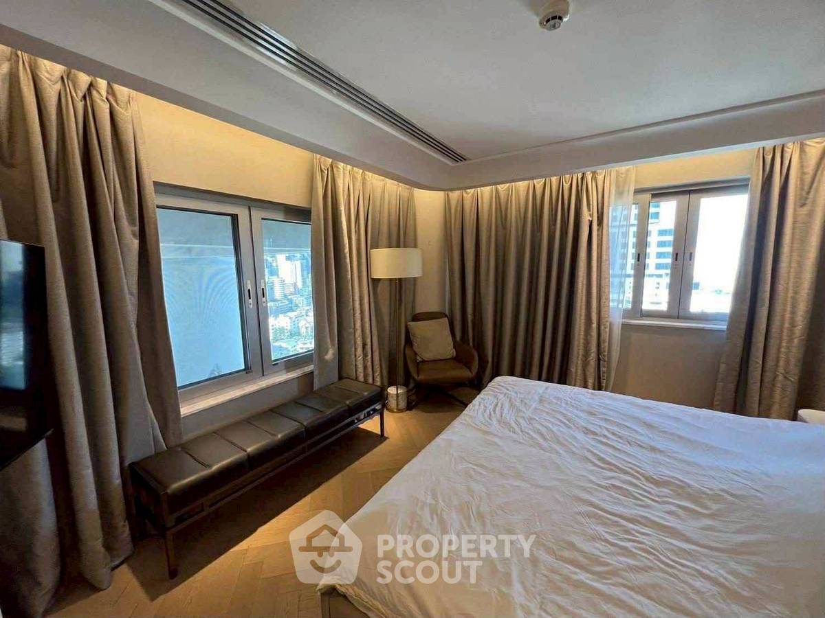 รูป คอนโด 3-ห้องนอน ที่ เลอ รัฟฟิเน่ สุขุมวิท 24 คอนโดมิเนียม ใกล้ BTS พร้อมพงษ์ (ID 2359689) - รูปที่ 7/16