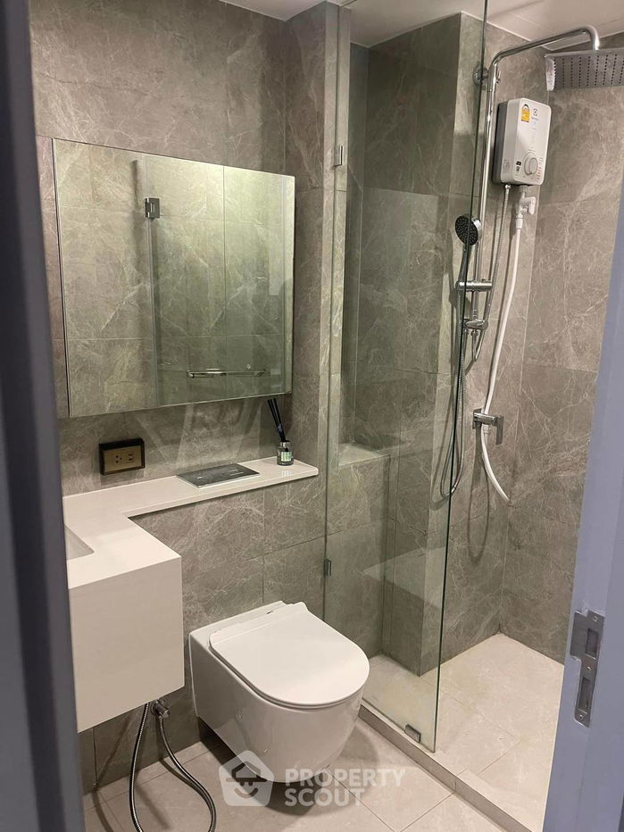 picture 1-BR Condo at SOHO Bangkok Ratchada near MRT Huai Khwang (ID 1837366) - 4/13