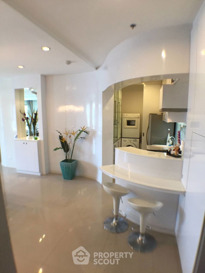รูป คอนโด 2-ห้องนอน ที่ ซิตี้ สมาร์ท สุขุมวิท18 ใกล้ BTS อโศก (ID 509785) - รูปที่ 3/10