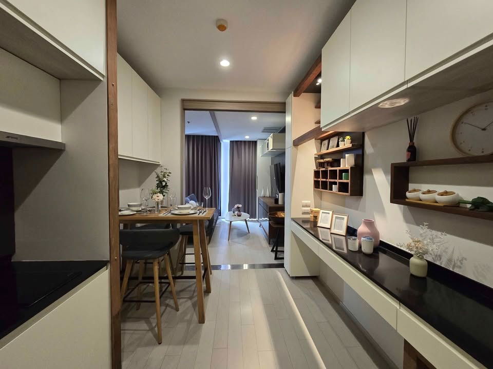 picture For rent !! NOBLE PLOENCHIT  | 45K. per month |  45 sq.m.  1Bed1Bath  17th Floor  "C" Building - 14/25