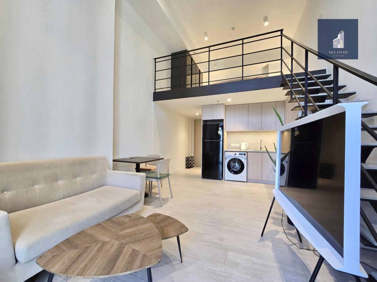 picture The Lofts Silom BTS Surasak Lofts 1Bedroom Take Clear  - 1/12