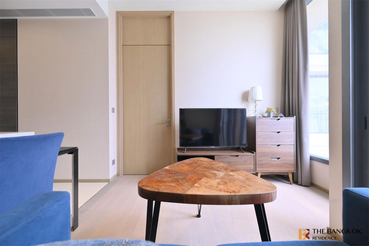 picture The Esse Asoke  - Best price 28,000 bath / month,1B1B size 37 sqm, available ( Line ID: loft.w or phone: 0842824246)  - 5/11