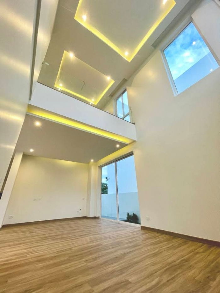 รูป ขายบ้านพูลวิลล่า Lux Modern ใจกลางเมืองเชียงใหม่ ใกล้นิมมาน , มช.,เมญ่า - รูปที่ 5/25
