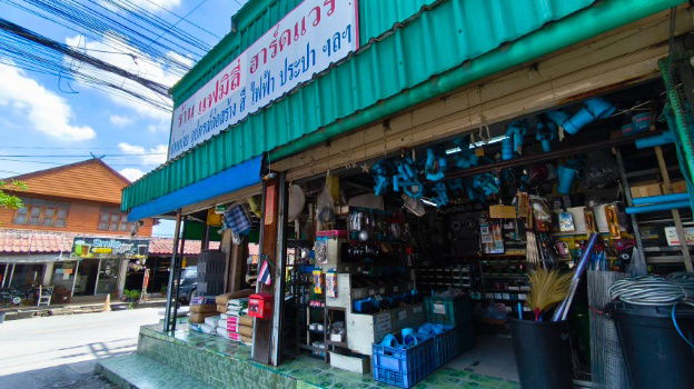 รูป ขายตึกด่วน 3 ชั้น ทำเลทอง เหมาะสำหรับทำธุรกิจ จากถนนใหญ่ ปากซอยนวมินทร์ 68 (ธนะสิน) เข้าเพียง 700 ทำเลทอง ห้องมุม ราคา5.5 ล้านบาท - รูปที่ 4/27