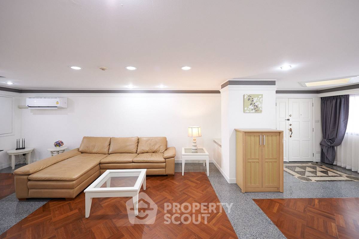 picture 2-BR Condo at United Tower Thong Lor near BTS Thong Lor (ID 1252247) - 1/14