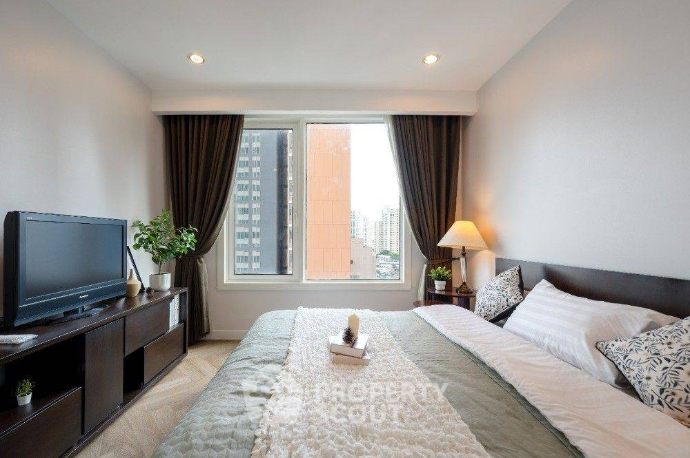 picture 1-BR Condo at Siri Residence Sukhumvit near BTS Phrom Phong (ID 1950400) - 10/16