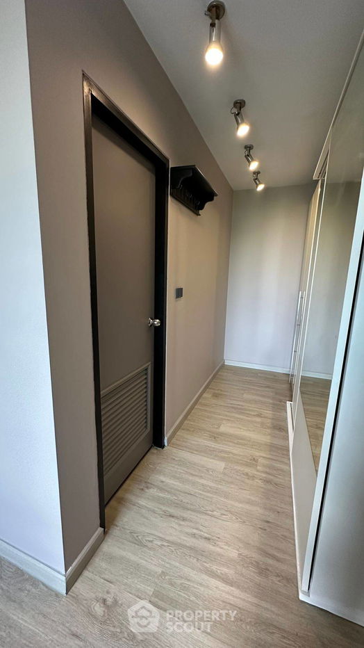 picture 1-BR Condo at Sathorn Plus-By The Garden near MRT Khlong Toei (ID 1163949) - 10/19