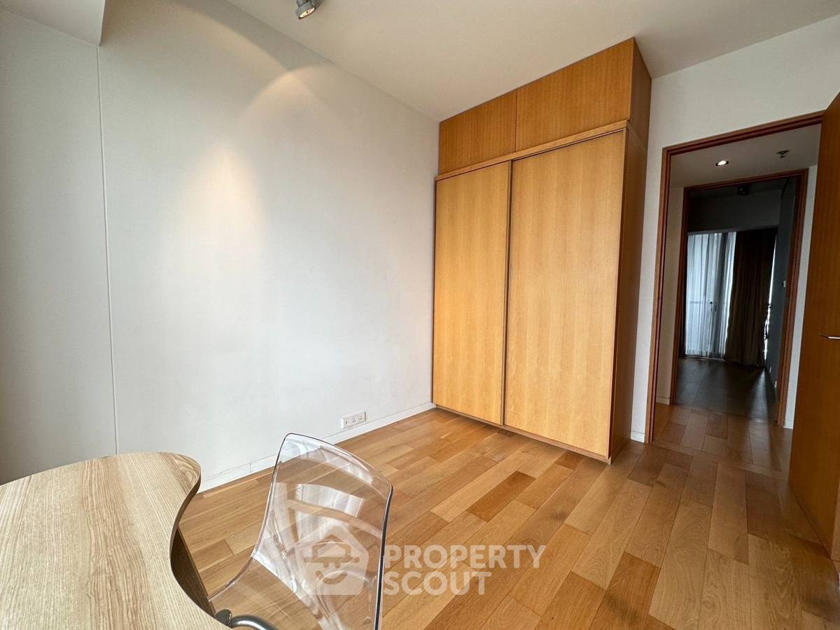picture 3-BR Condo at The Met Sathorn near BTS Chong Nonsi (ID 2072399) - 12/18