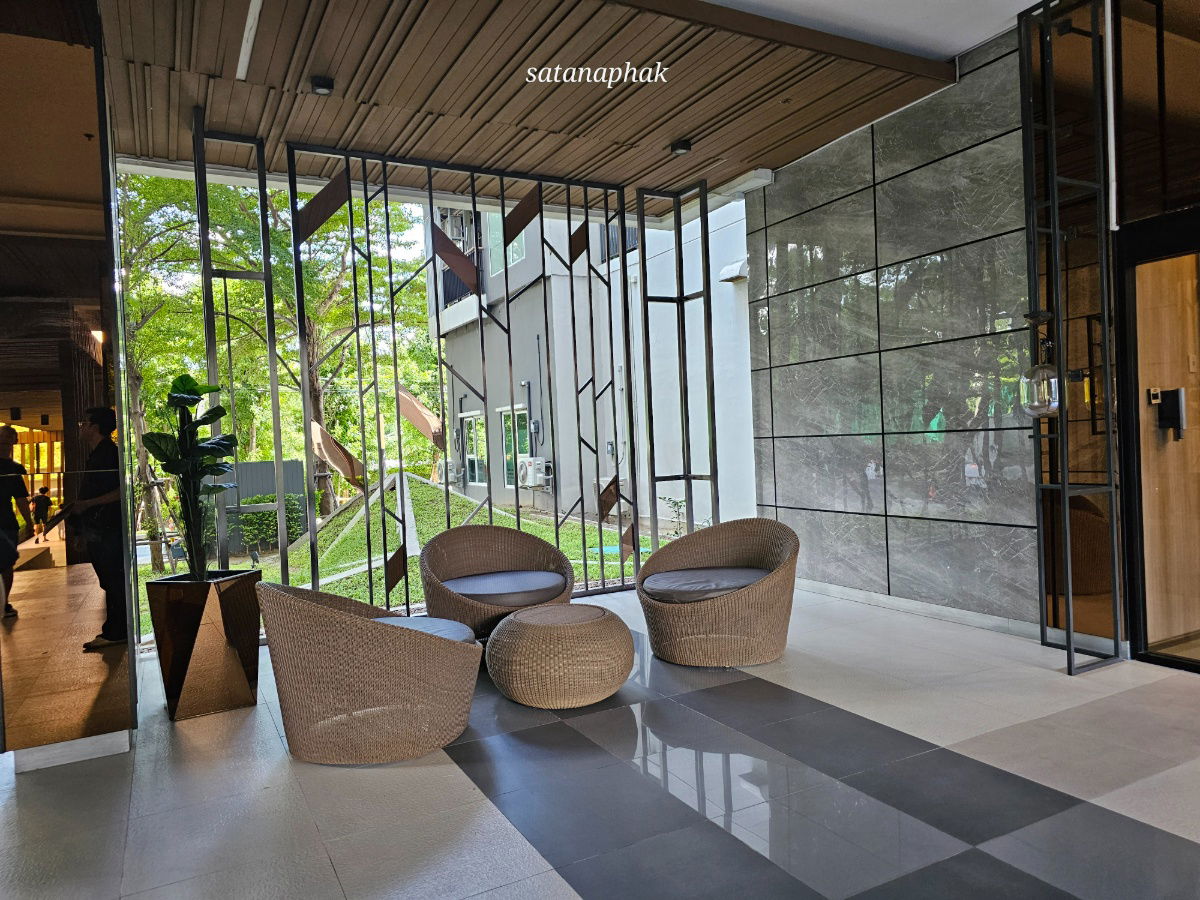 picture For Sale: Aspire Rattanathibet 2 Condominium - 11/20