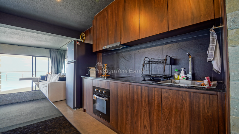 ขายคอนโด : 🛏️ 1 ห้องนอน - 🛁 1 ห้องน้ำ - 🏙️ Sea View - 🌏 ชื่อชาวต่างชาติ - 🏢 Metro Jomtien Condotel Pattaya - รหัส: MTJ10