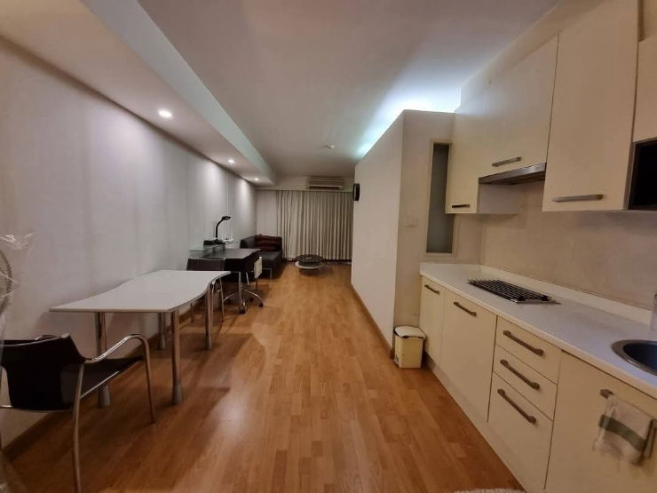 picture AS1010 Supalai Park Phaholyothin Condo for rent - 6/12