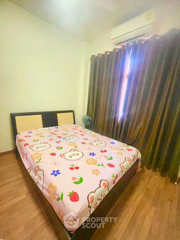 picture 3-BR House in Surasak (ID 1019422) - 4/4