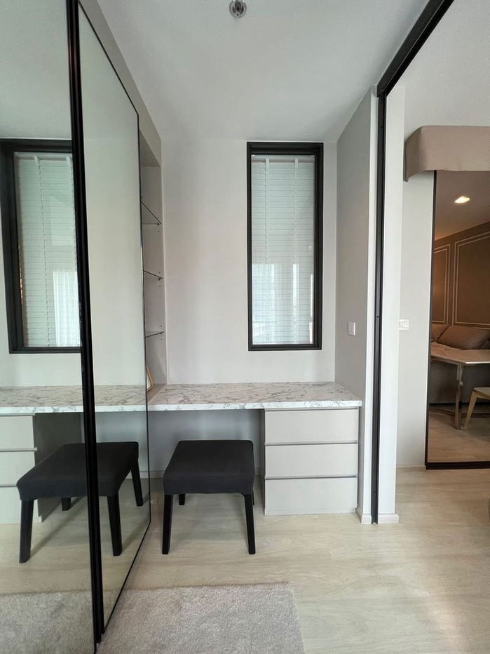 picture Life One Wireless for Rent | Luxury Condo near BTS Ploenchit & Central Embassy - 7/11