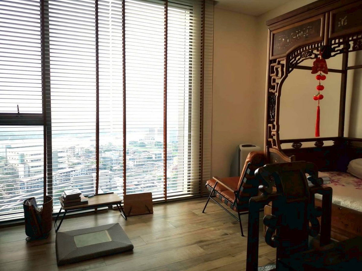 picture For Sale: The Breeze Narathiwas – Rare Unit with River View in Prime CBD Location Near BTS Chong Nonsi - 12/15