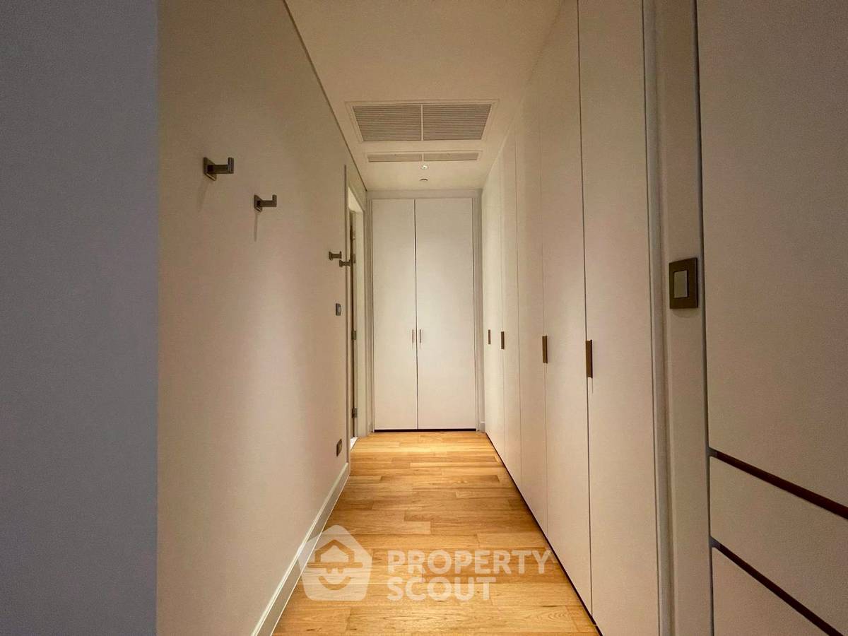 picture 1-BR Condo at Sindhorn Residence near BTS Ratchadamri (ID 2359780) - 4/8