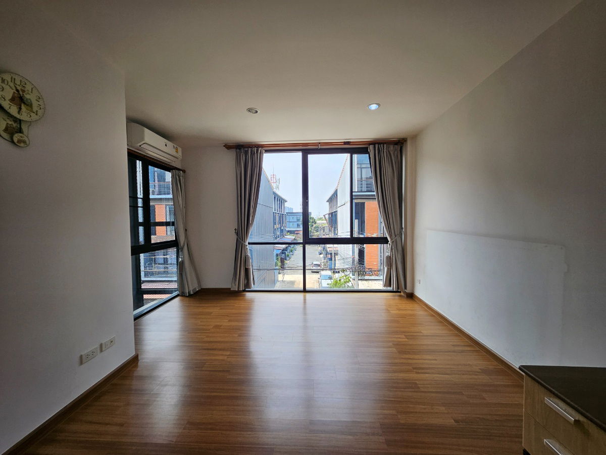 รูป Haus 35 แจ้งวัฒนะ — บ้านสวย ทำเลดี ใกล้รถไฟฟ้าเพียง 600 เมตร! - รูปที่ 24/36