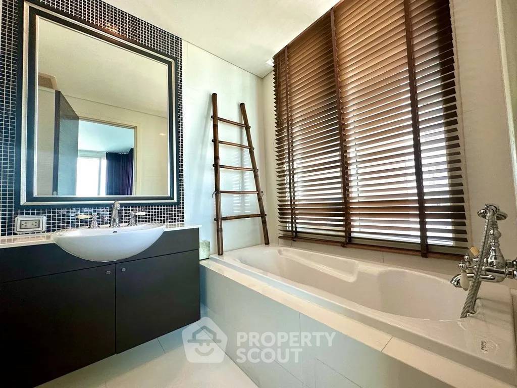 รูป คอนโด 2-ห้องนอน ที่ วอเตอร์มาร์ค เจ้าพระยาริเวอร์ ใกล้ BTS กรุงธนบุรี (ID 2214018) - รูปที่ 12/13
