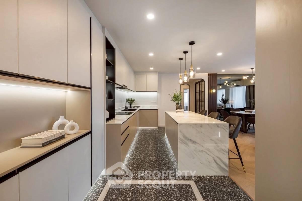 picture 4-BR Condo at The Executive Regent in Chong Nonsi (ID 2359781) - 5/20