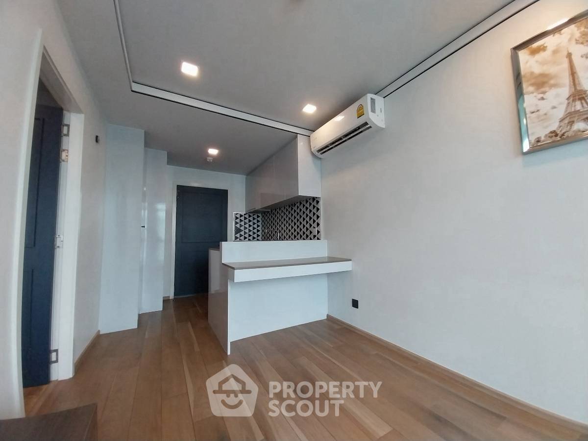picture 1-BR Condo at Maestro 01 Sathorn - Yenakat near MRT Khlong Toei (ID 2359263) - 3/14