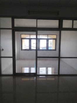 picture Shophouse for sale in Lat Phrao Wang Hin area, Soi 30, suitable for an office, 4 floors, 17 sq m. - 8/11
