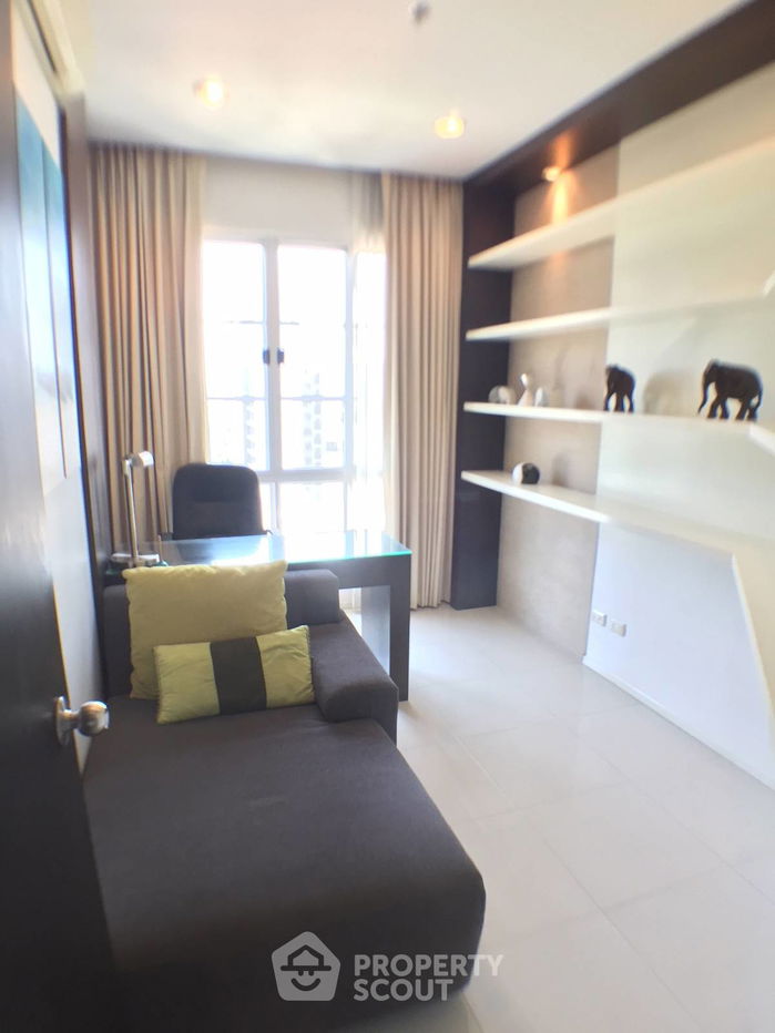 picture 2-BR Condo at Citi Smart Sukhumvit 18 near BTS Asok (ID 509785) - 4/10